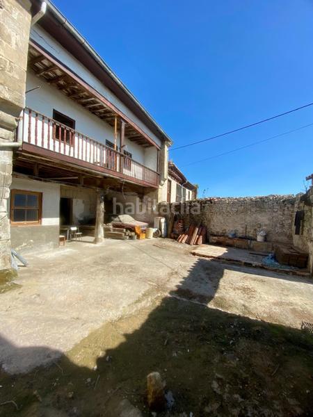 Foto 42bc054d-0333-4816-9986-09773a746fe2. Casa adossada amb aparcament a Reocín