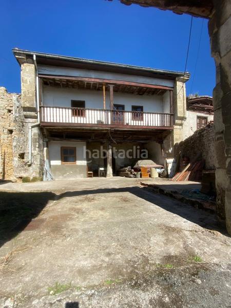 Foto 7b9c2e0d-ead7-481e-94a3-f29b2a102439. Casa adossada amb aparcament a Reocín