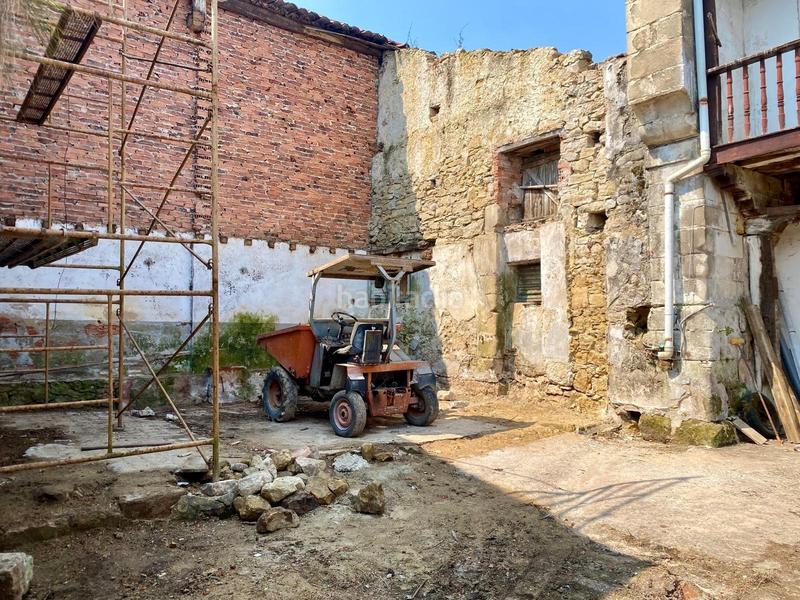 Foto a55e082e-ff28-455f-8f16-d885d4561bed. Casa adosada  de piedra estilo montañés en Reocín