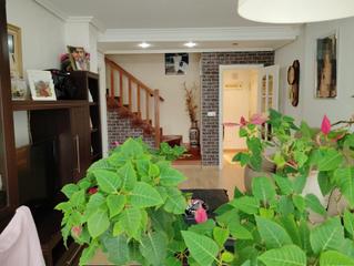 Duplex à Covadonga - Campuzano - Ciudad Vergel. Dúplex con balcón y estancias soleadas cercano a torrelavega.