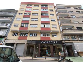 Pis a El Parque - Zapatón. Piso con gran potencial en el centro de torrelavega.