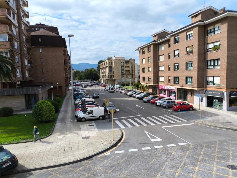 Foto 093d9418-3b9a-434b-b225-36893519d076. Appartement avec parking dans El Parque - Zapatón Torrelavega