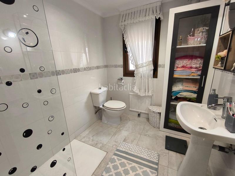 Foto d9f650b6-ac07-430a-ad0a-7ca8888c0c6e. Appartement avec parking dans El Parque - Zapatón Torrelavega