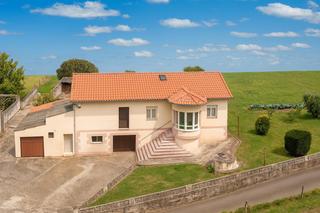 Terreno residencial en Cerezo - Aspla - Torres. Casa con terreno urbano en santillana del mar