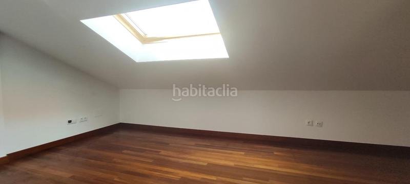 Foto 0d6c25f4-d19c-4458-bf52-9131f664a2e6. Attique avec chauffage dans Inmobiliaria - Barreda Torrelavega