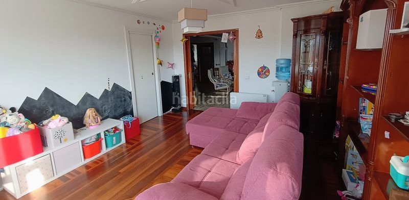 Foto e7163a98-ea0b-4d17-ad3a-70302c5613d5. Pis amb calefacció aparcament a Renedo Piélagos