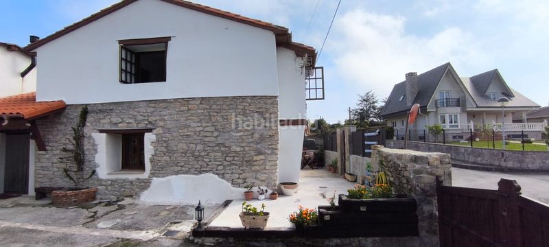 Foto 7cbdea75-3f78-40e7-95b5-23a345c76c39. Casa amb calefacció aparcament a Suances