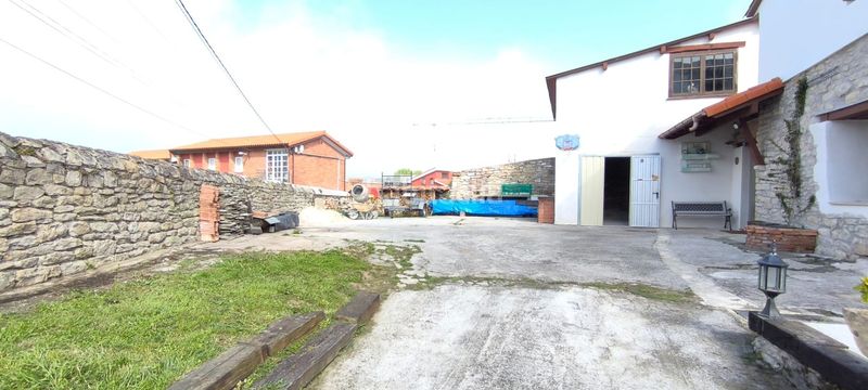 Foto 83dc8ca0-825e-4bea-817c-8b1e772f48b6. Casa amb calefacció aparcament a Suances