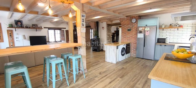 Foto f3156241-1172-414d-93eb-3362ec1decfe. Casa amb calefacció aparcament a Suances