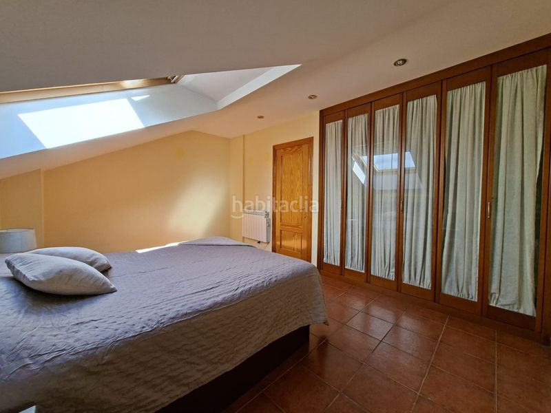 Foto 4bb739a2-ac94-4597-b9c0-50642279d12a. Dúplex amb calefacció aparcament piscina a Suances