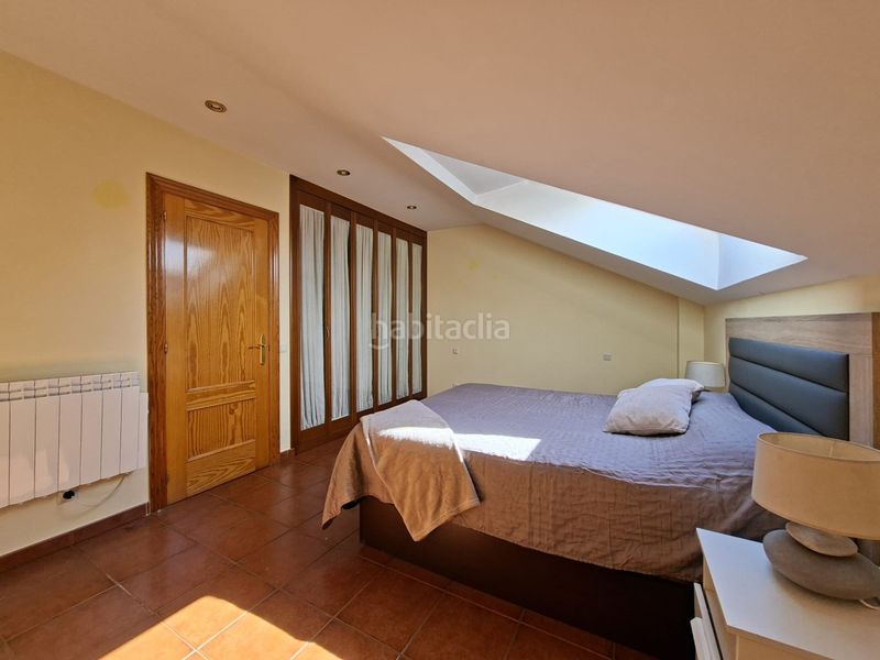 Foto aaa5e1a9-a2a5-49db-ae37-9e8d6f926f54. Dúplex amb calefacció aparcament piscina a Suances