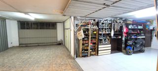 Parking voiture à Reocín. Garaje en villapresente.