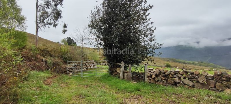 Foto 33e4d240-8d30-45d7-aef8-ff209e90d5cf. Casa a Luena