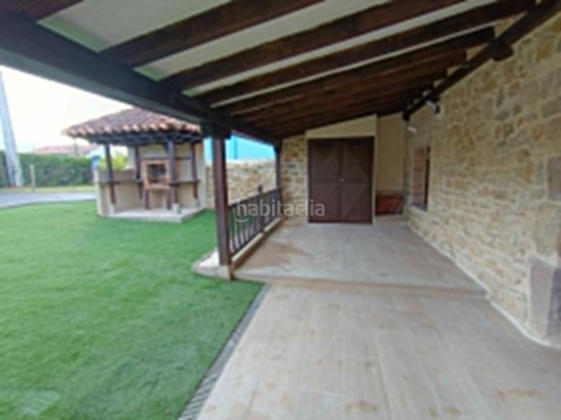 Foto 57eace29-f21d-49b0-9b8d-4d1fbcca710f. Casa amb aparcament a Reocín