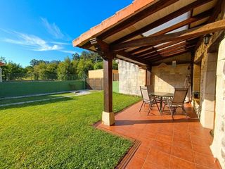 Casa a Polanco. Amplia casa tipo montañesa espacio, confort y zona tranquila.