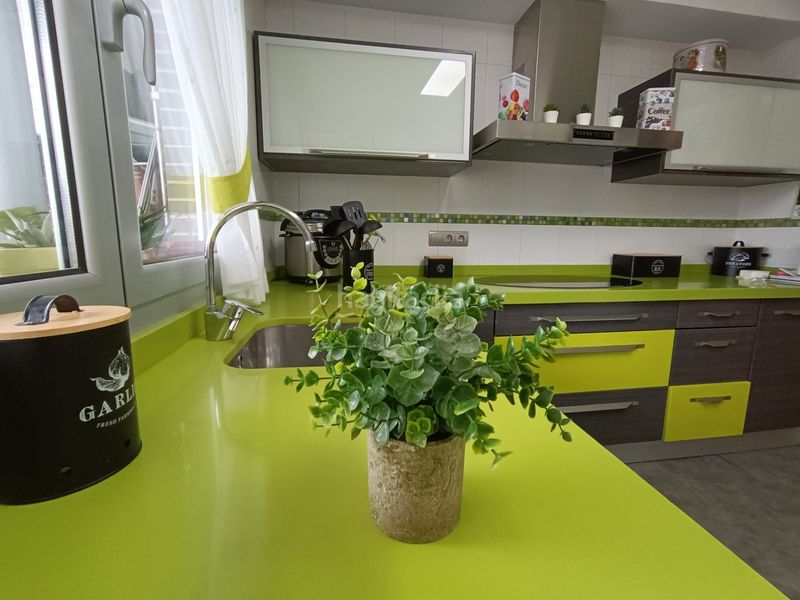 Foto 8f7b09ad-3aea-4cc7-84b7-2d89204b732c. Dúplex amb calefacció aparcament a Covadonga - Campuzano - Ciudad Vergel Torrelavega