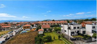 Appartement à Tanos. Vivienda única por espacio, ubicación y potencial junto a la uni