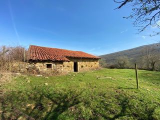 Maison  Polígono 14 parcela 39 casucas. cabuerniga (canta. Cabaña en parque nacional reserva del saja