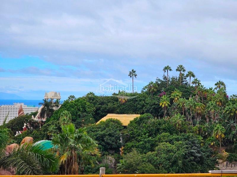 Foto 2d6ed1f2-656f-422a-914f-8d81c3a85a08. Xalet amb aparcament piscina a Torviscas Centro y Alto Adeje