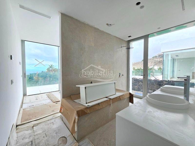 Foto b5fa8dd7-a63e-4d81-b909-c19e9ffff276. Xalet amb aparcament piscina a Torviscas Centro y Alto Adeje