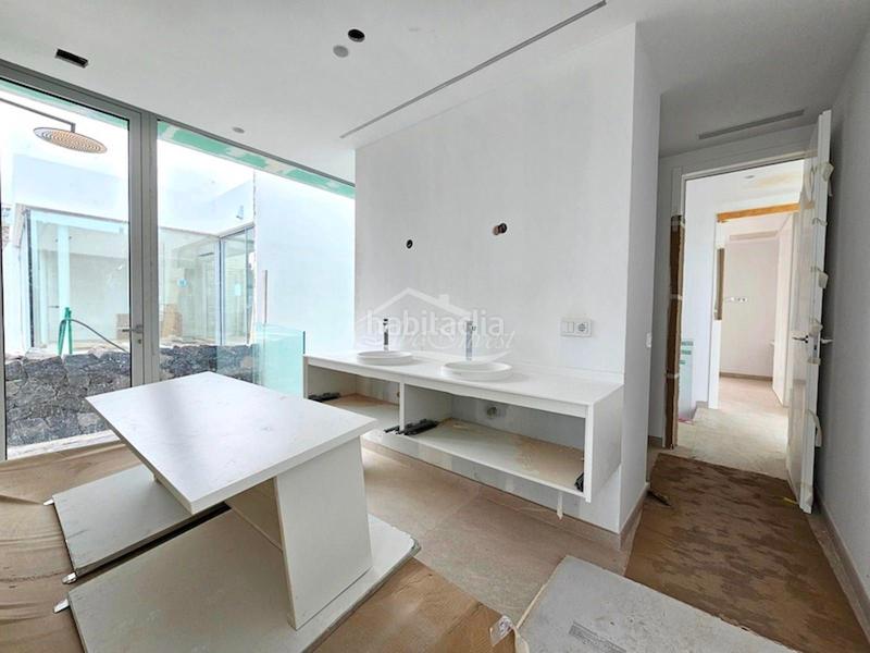 Foto e194c3e1-3b05-480e-b642-b8719f449597. Xalet amb aparcament piscina a Torviscas Centro y Alto Adeje