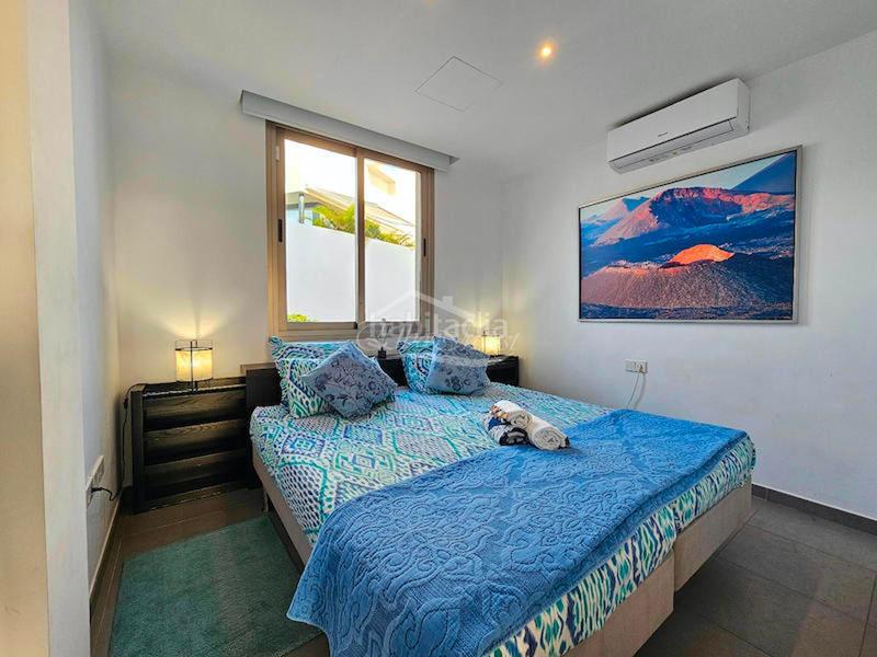 Foto 393167a0-73b6-4cc0-8c5e-170badb1fdbc. Semi detached house with parking pool in La Caleta Adeje