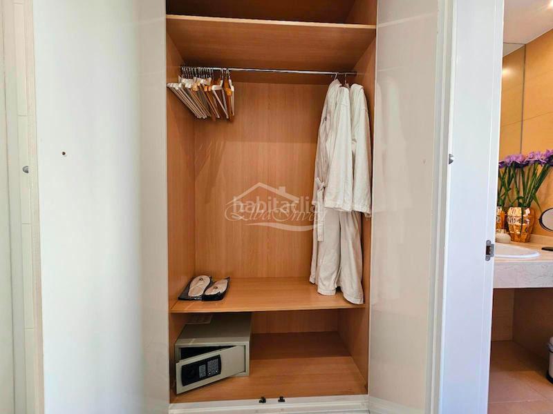 Foto b3598f51-a936-4f3f-95cb-994a15b10935. Semi detached house with parking pool in La Caleta Adeje