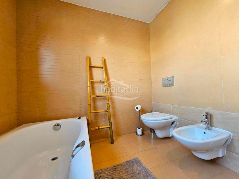Foto b7ac5c17-1ef3-4166-bd1f-87b777aec7bb. Semi detached house with parking pool in La Caleta Adeje