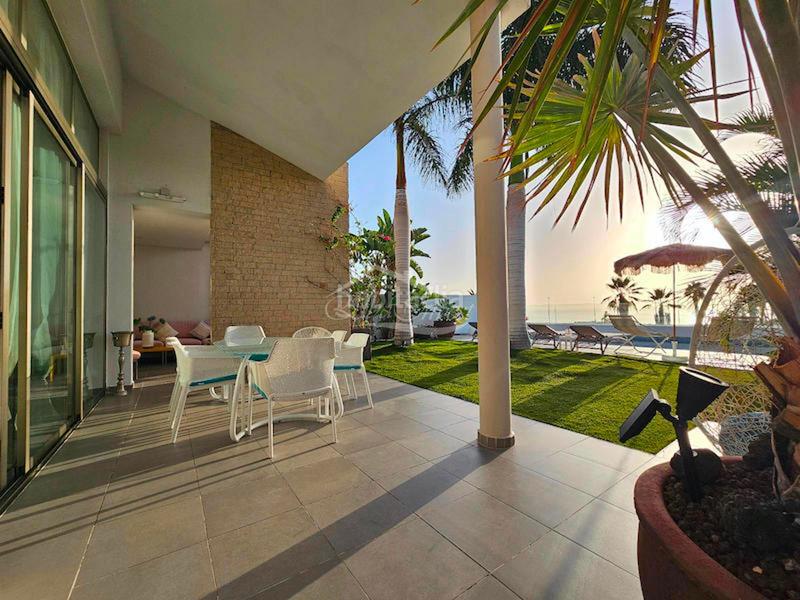 Foto c424d115-1492-4e57-853a-66965efc467f. Semi detached house with parking pool in La Caleta Adeje