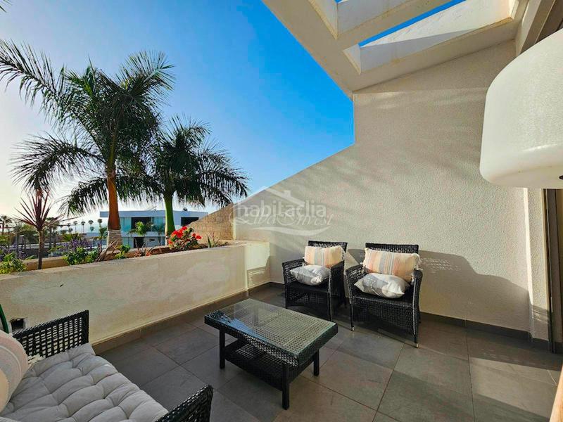 Foto ebf84e80-411a-40b4-b1fa-98a9bd7f97be. Semi detached house with parking pool in La Caleta Adeje