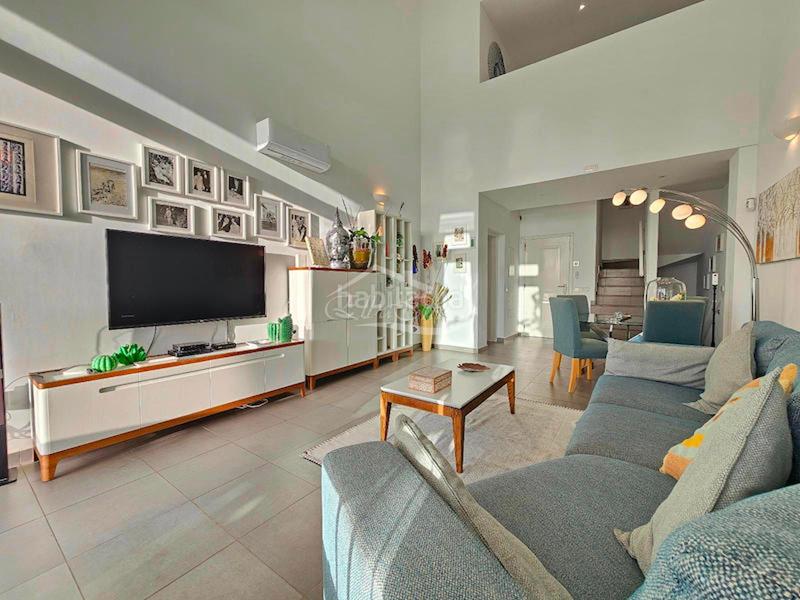 Foto f67f4f2e-8d6f-4bf9-a33e-0dae1d7133b1. Semi detached house with parking pool in La Caleta Adeje