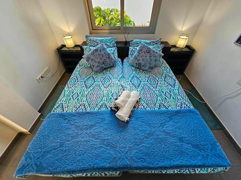 Foto f7634707-323f-4fdd-a757-680aaf87998d. Semi detached house with parking pool in La Caleta Adeje