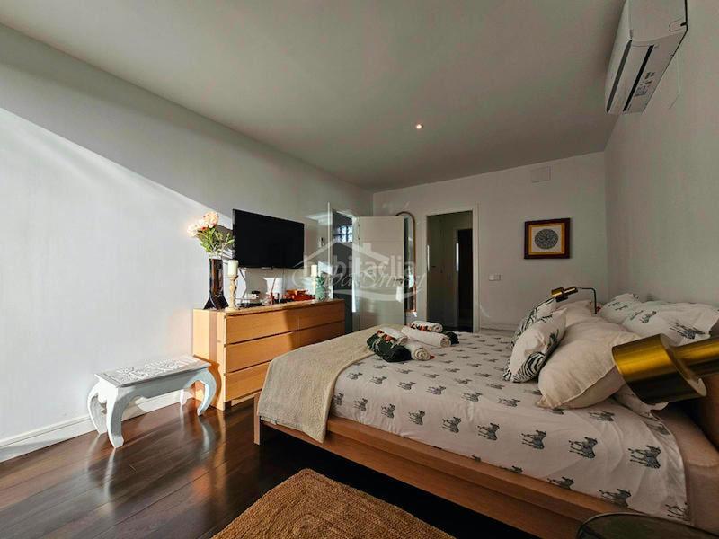 Foto f81f8bd2-9a73-43dc-b0bd-bb85283fd52e. Semi detached house with parking pool in La Caleta Adeje