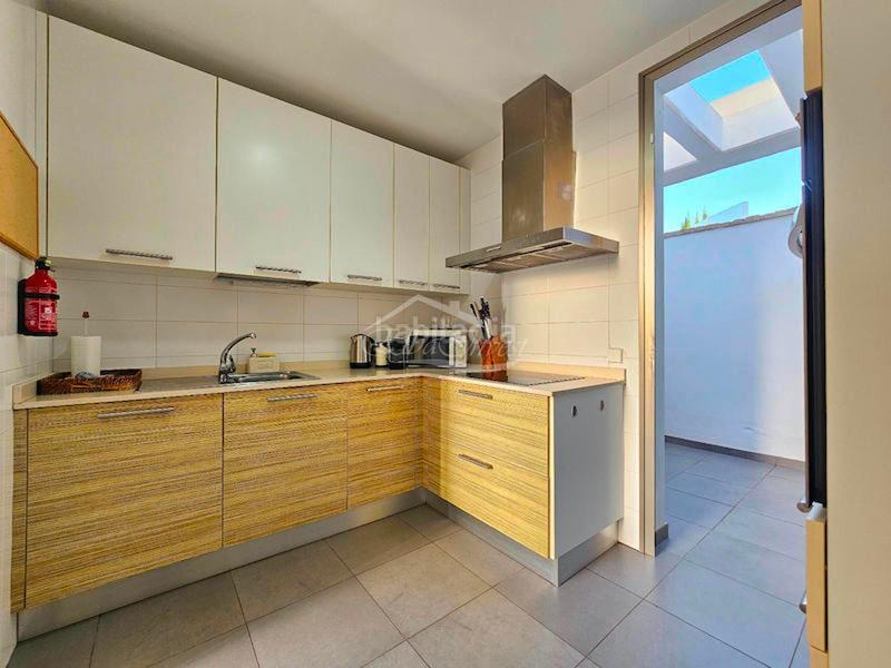 Foto fe7929ea-d611-410e-9593-4cf45b0506b8. Semi detached house with parking pool in La Caleta Adeje