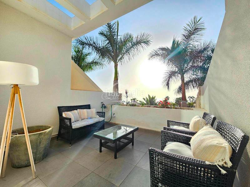 Foto ff86a892-43c2-48f2-862d-9df27f631df1. Semi detached house with parking pool in La Caleta Adeje