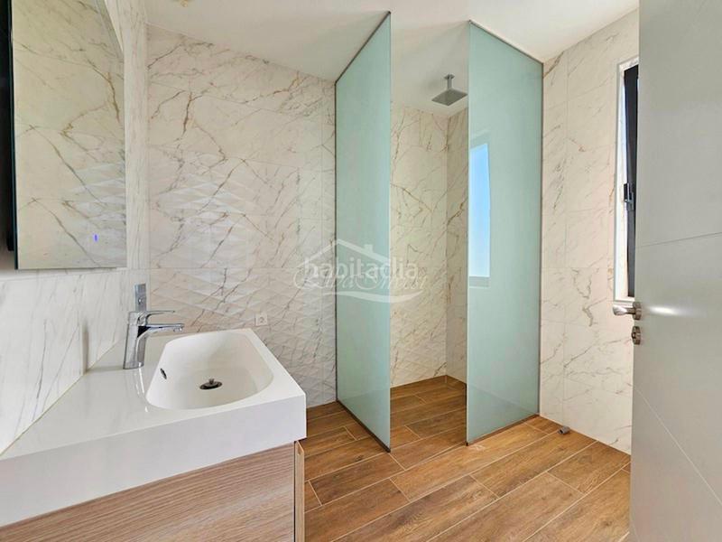 Foto 43f51af5-33da-4eaa-9077-0b96e01fc4e9. Chalet con parcheggio piscina in Playa Fañabé Alto Adeje