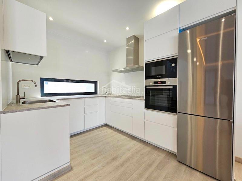 Foto 5d8075fc-fed2-469b-bbea-91bd3d4f2f3b. Chalet con parcheggio piscina in Playa Fañabé Alto Adeje