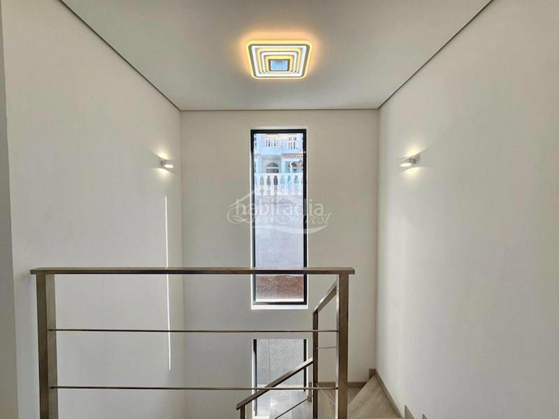 Foto d7b7e4a3-c4e3-4fb8-9be8-7334fad729e4. Chalet con parcheggio piscina in Playa Fañabé Alto Adeje