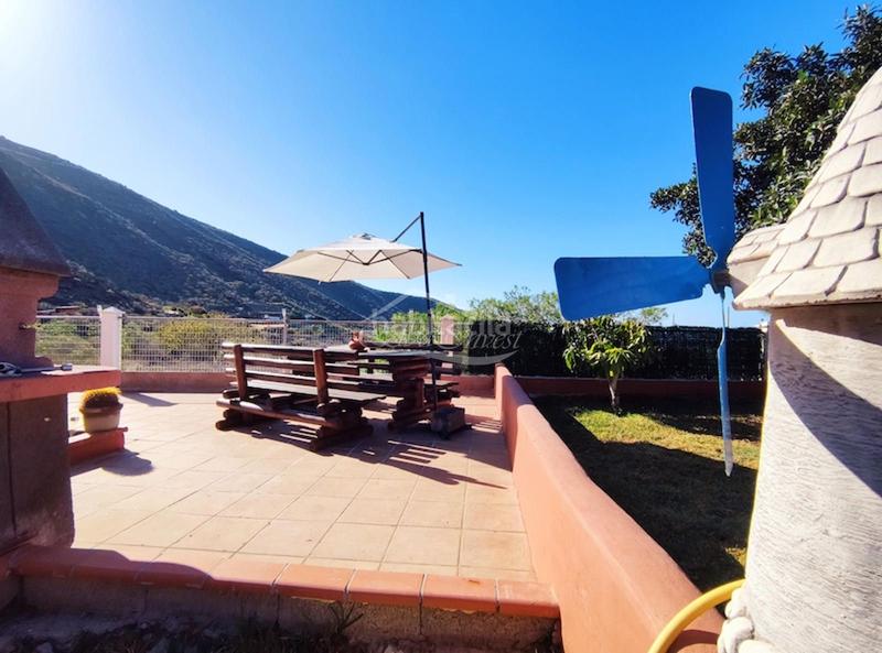 Foto 0a3b5f56-177f-4c1f-8db0-b53584c61f17. Chalet mit parking in Tamaimo - Arguayo Santiago del Teide
