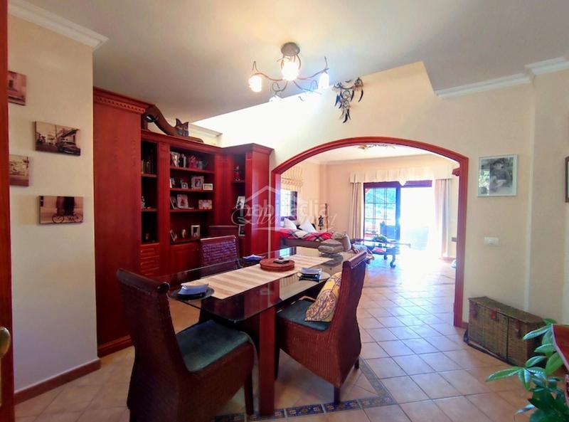 Foto fb3cfae1-a9f0-4510-bfb5-9bc34f8c9d89. Chalet mit parking in Tamaimo - Arguayo Santiago del Teide