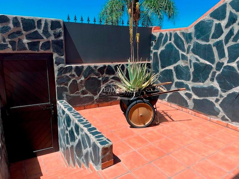 Foto 047cd5f3-b588-485e-8b0f-e2732e9fb41f. Chalet con parcheggio in Sauzal (El)