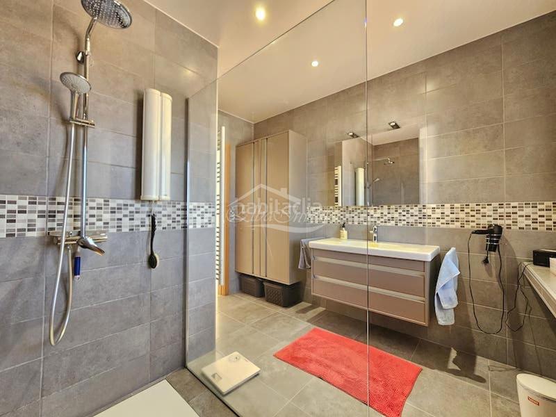 Foto 0d33c4c5-5357-4c55-ae70-7b112f25337e. Chalet mit parking in Callao Salvaje - Playa Paraíso Adeje