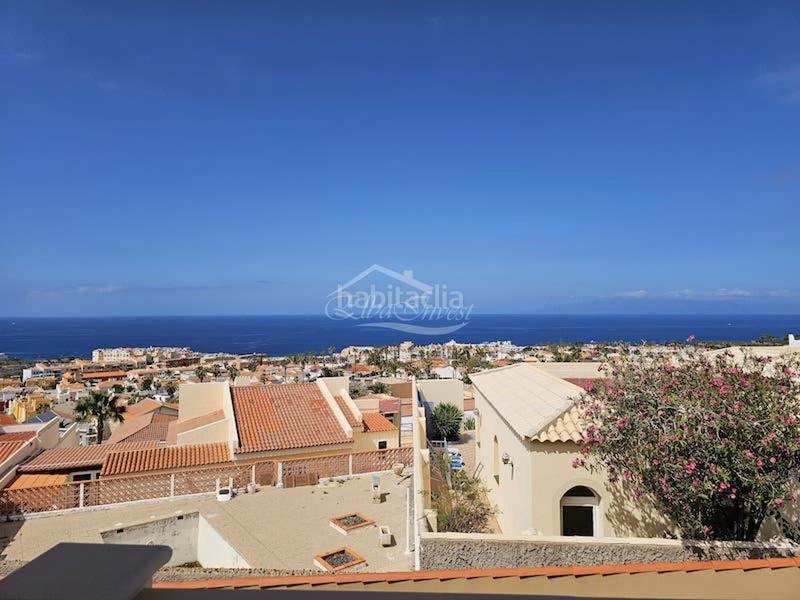 Foto 14a698b3-5274-4593-8b14-b584af8d6dbc. Chalet mit parking in Callao Salvaje - Playa Paraíso Adeje