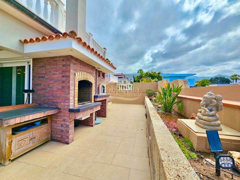 Foto 527e70eb-3e5e-429b-8bb2-106e5c1c273b. Chalet mit parking in Callao Salvaje - Playa Paraíso Adeje