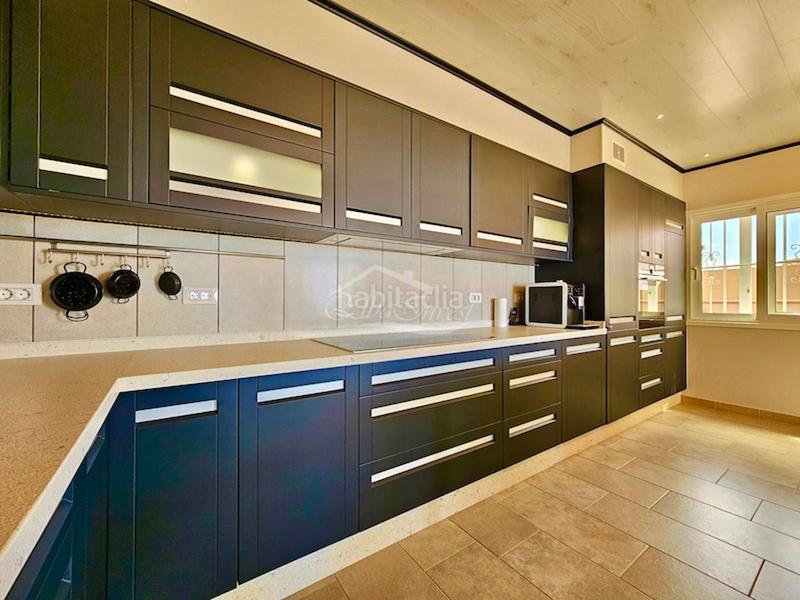 Foto 69337352-bf80-4444-b767-2bbcf07c84ab. Chalet mit parking in Callao Salvaje - Playa Paraíso Adeje