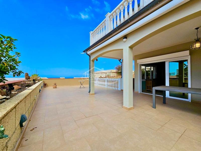 Foto 6bc34dd2-7cb5-4f74-ab63-8df72dc1fce1. Chalet mit parking in Callao Salvaje - Playa Paraíso Adeje