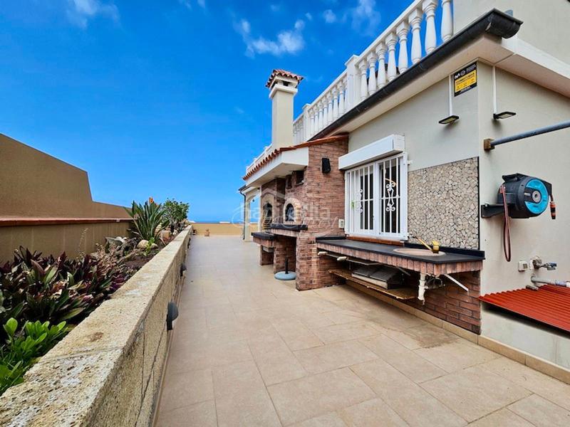 Foto ab192c04-8806-4e5b-85a0-f09e335d40f6. Chalet mit parking in Callao Salvaje - Playa Paraíso Adeje