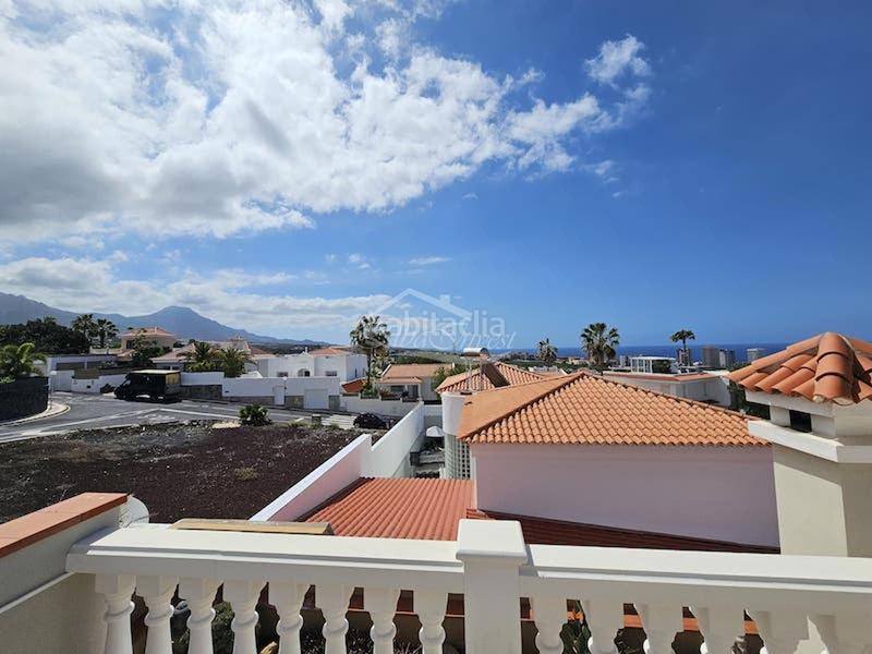 Foto f455adb2-a7c0-4877-b8dd-7ef1108de574. Chalet mit parking in Callao Salvaje - Playa Paraíso Adeje