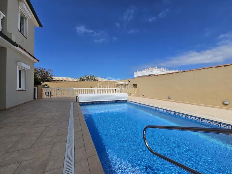 Foto fc302eb8-b410-4278-9757-135903cc64d0. Chalet mit parking in Callao Salvaje - Playa Paraíso Adeje