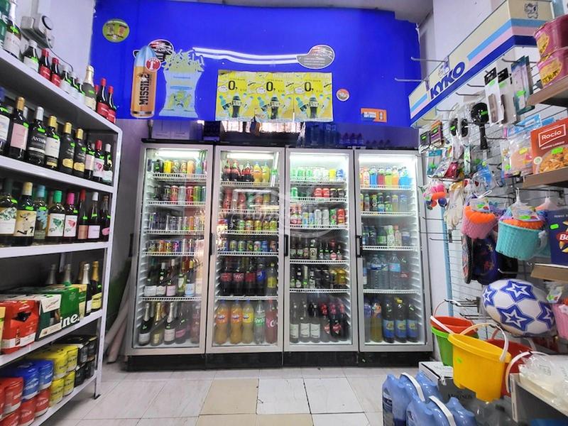 Foto fced6e0f-ce7e-48fe-afd7-fc6d41cd272d. Local commercial dans juan carlos i 23 dans Los Cristianos Arona